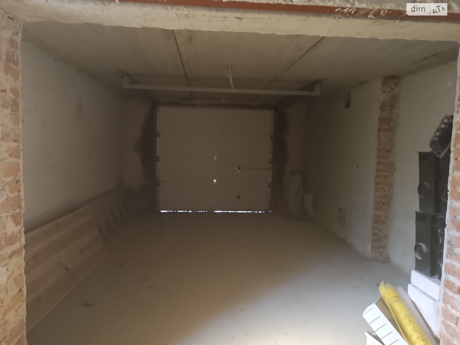 двухэтажный таунхаус, 216 кв. м, кирпич. Продажа в Смыковцы фото 1