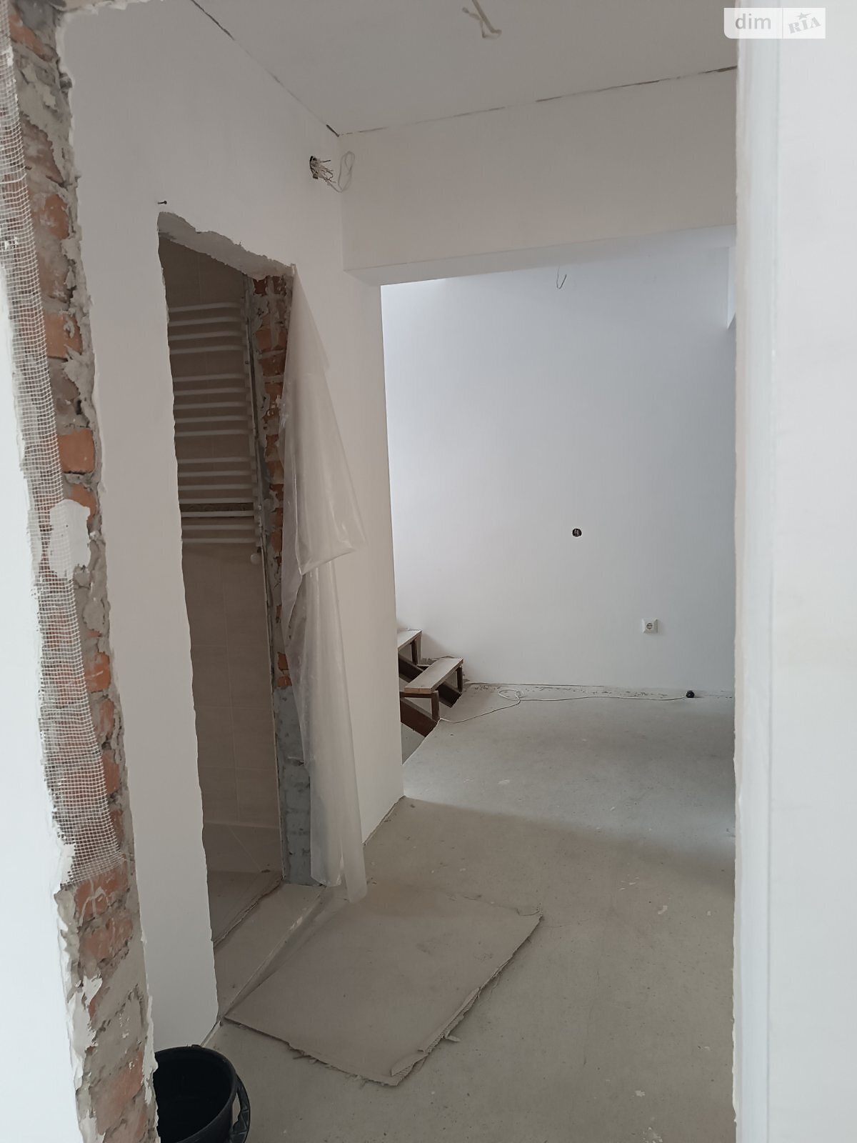 двухэтажный таунхаус, 216 кв. м, кирпич. Продажа в Смыковцы фото 1