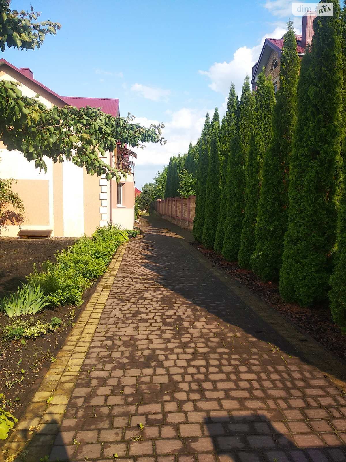 двухэтажный таунхаус, 216 кв. м, кирпич. Продажа в Смыковцы фото 1