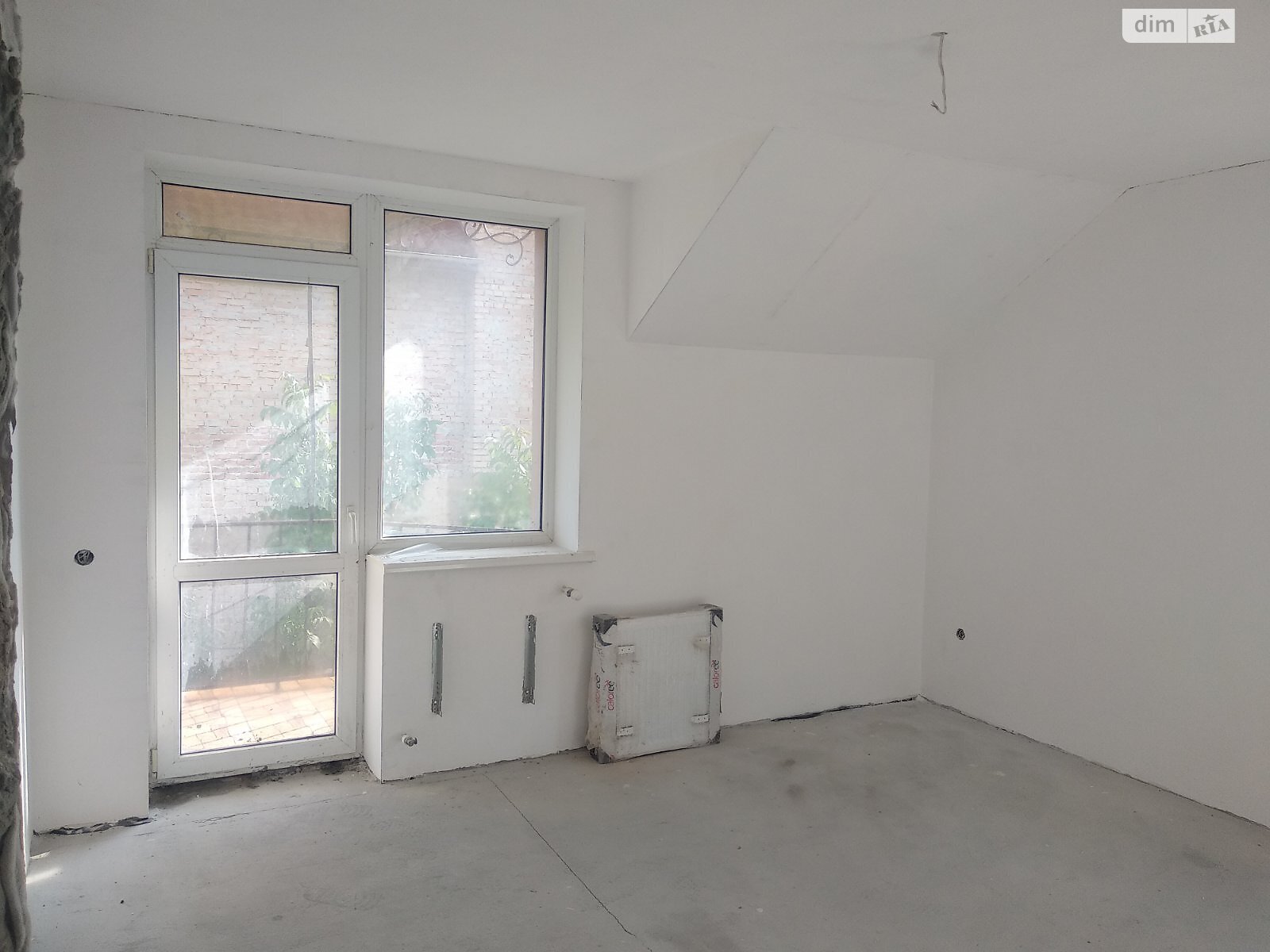 двухэтажный таунхаус, 216 кв. м, кирпич. Продажа в Смыковцы фото 1