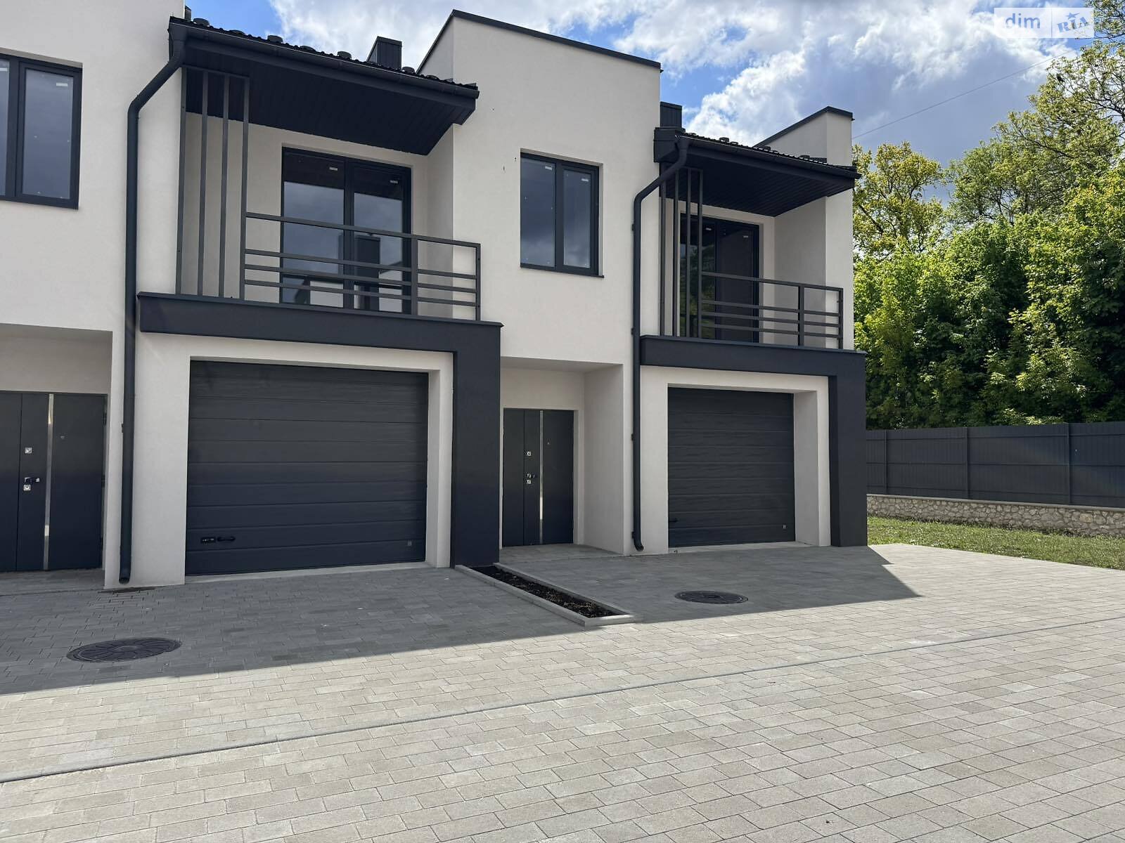 двоповерховий таунхаус, 80 кв. м, цегла. Продаж у Смиківці фото 1 двоповерховий таунхаус, 80 кв. м, цегла. Продаж у Смиківці фото 1