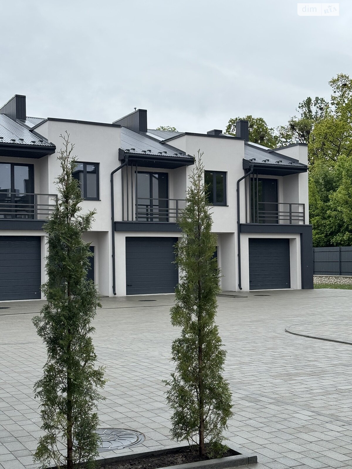 двоповерховий таунхаус, 120 кв. м, цегла. Продаж у Смиківці фото 1 двоповерховий таунхаус, 120 кв. м, цегла. Продаж у Смиківці фото 1