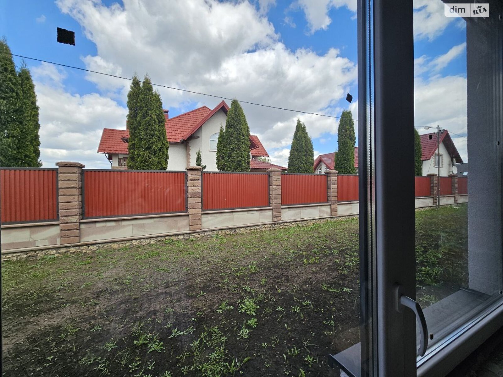 двухэтажный таунхаус, 110 кв. м, кирпич. Продажа в Смыковцы фото 1 двухэтажный таунхаус, 110 кв. м, кирпич. Продажа в Смыковцы фото 1