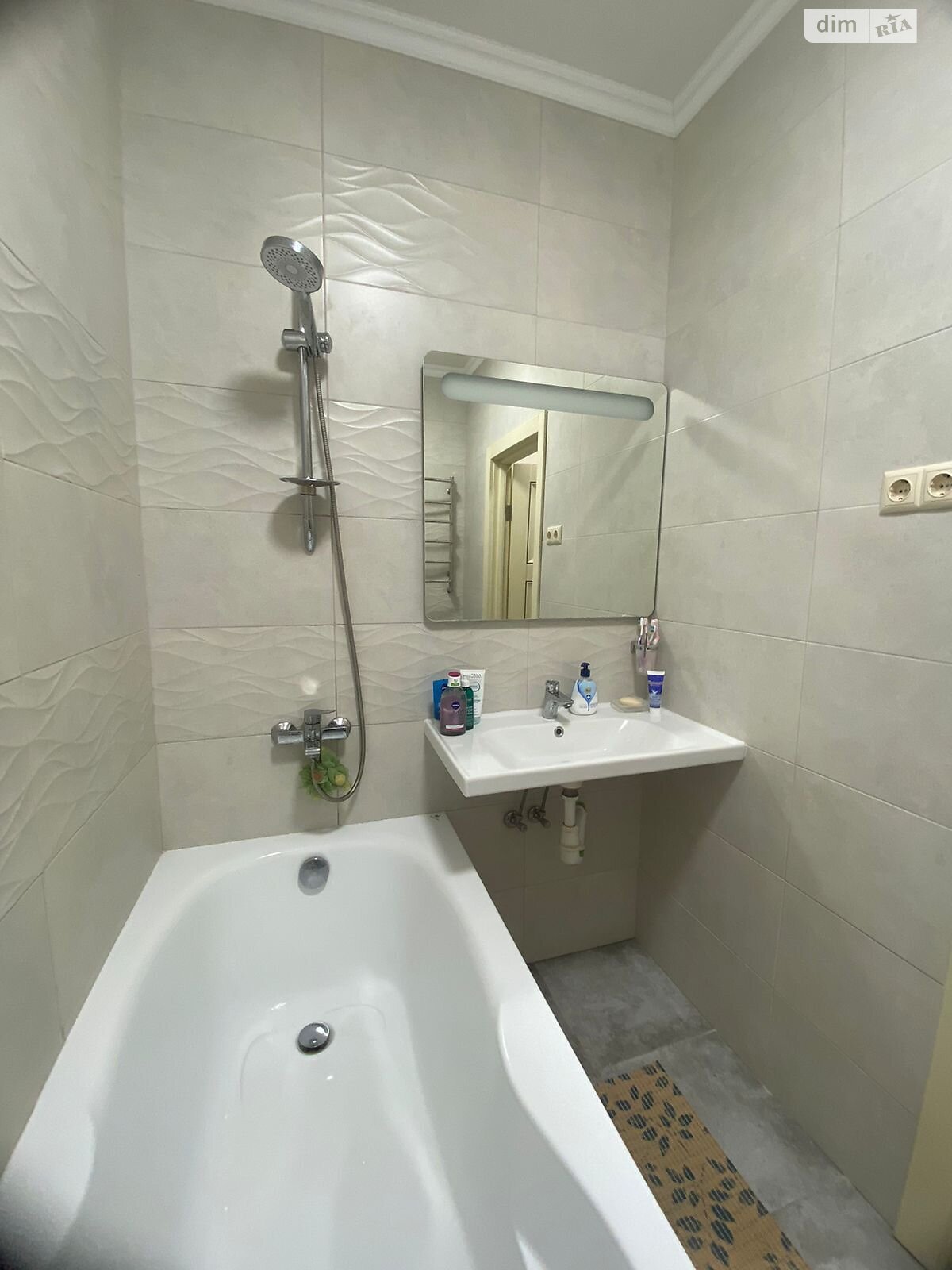 триповерховий таунхаус, 85 кв. м, кирпич. Продаж у Софіївській Борщагівці фото 1