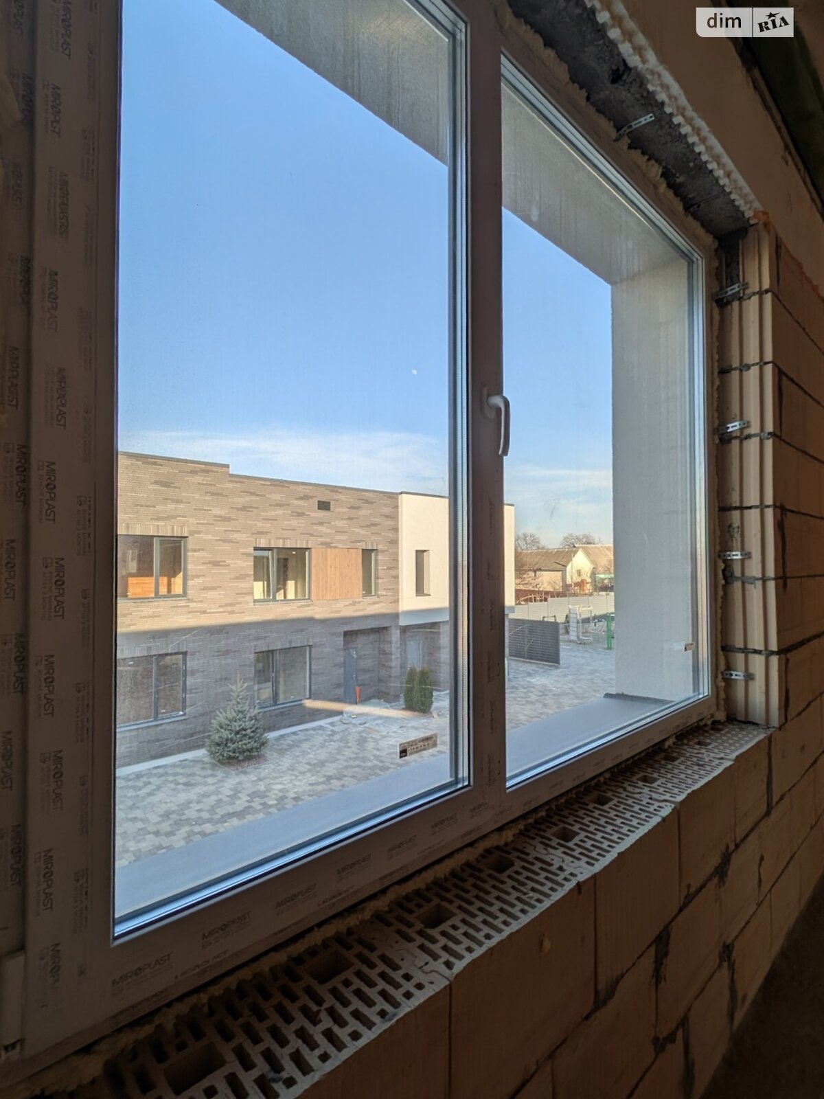 двоповерховий таунхаус, 110 кв. м, кирпич. Продаж у Софіївській Борщагівці фото 1 двоповерховий таунхаус, 110 кв. м, кирпич. Продаж у Софіївській Борщагівці фото 1