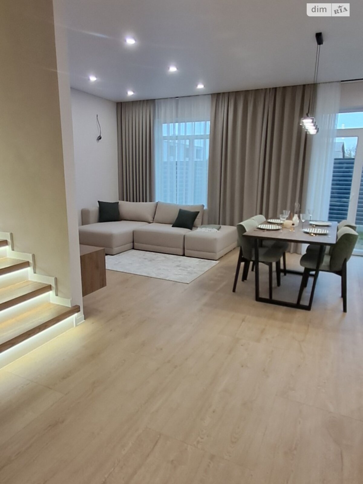 двоповерховий таунхаус, 110 кв. м, керамический блок. Продаж у Софіївській Борщагівці фото 1 двоповерховий таунхаус, 110 кв. м, керамический блок. Продаж у Софіївській Борщагівці фото 1