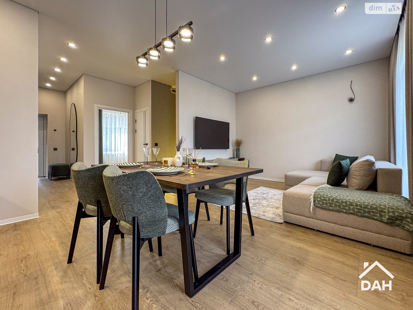 двухэтажный таунхаус, 110 кв. м, керамический блок. Продажа в Софиевской Борщаговке фото 1