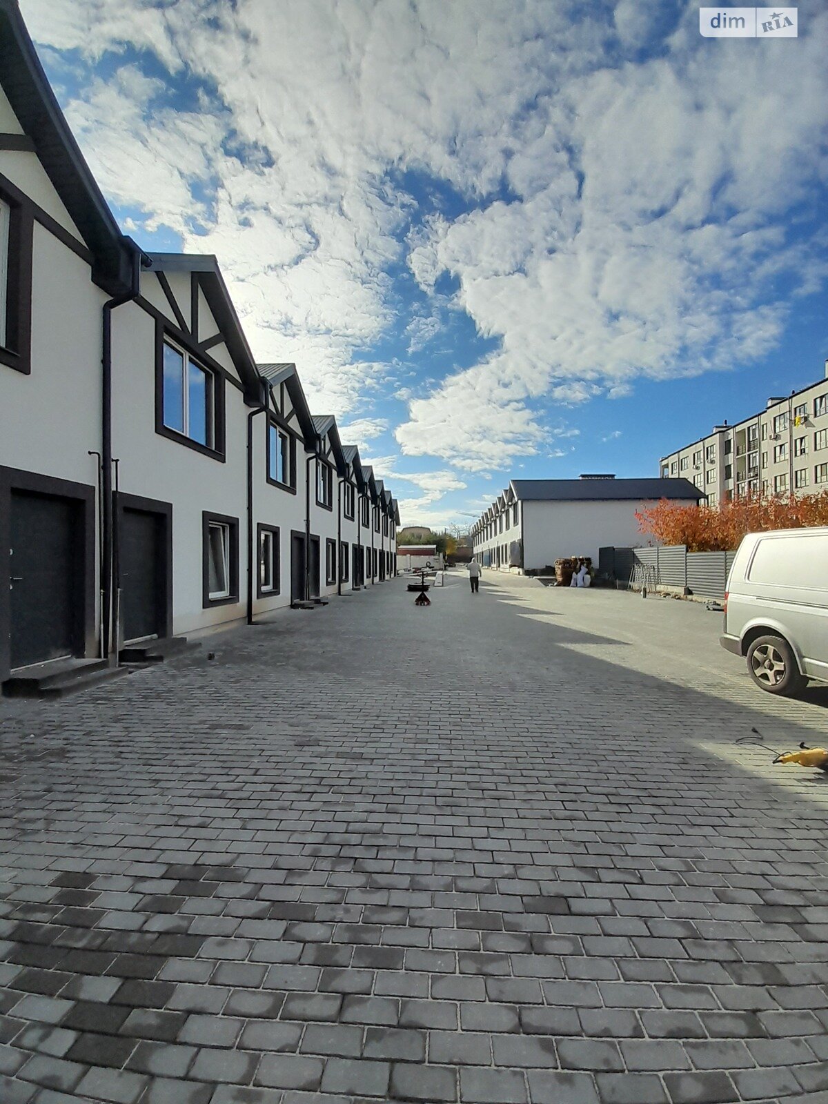 трехэтажный таунхаус, 90 кв. м, газобетон. Продажа в Софиевской Борщаговке фото 1 трехэтажный таунхаус, 90 кв. м, газобетон. Продажа в Софиевской Борщаговке фото 1