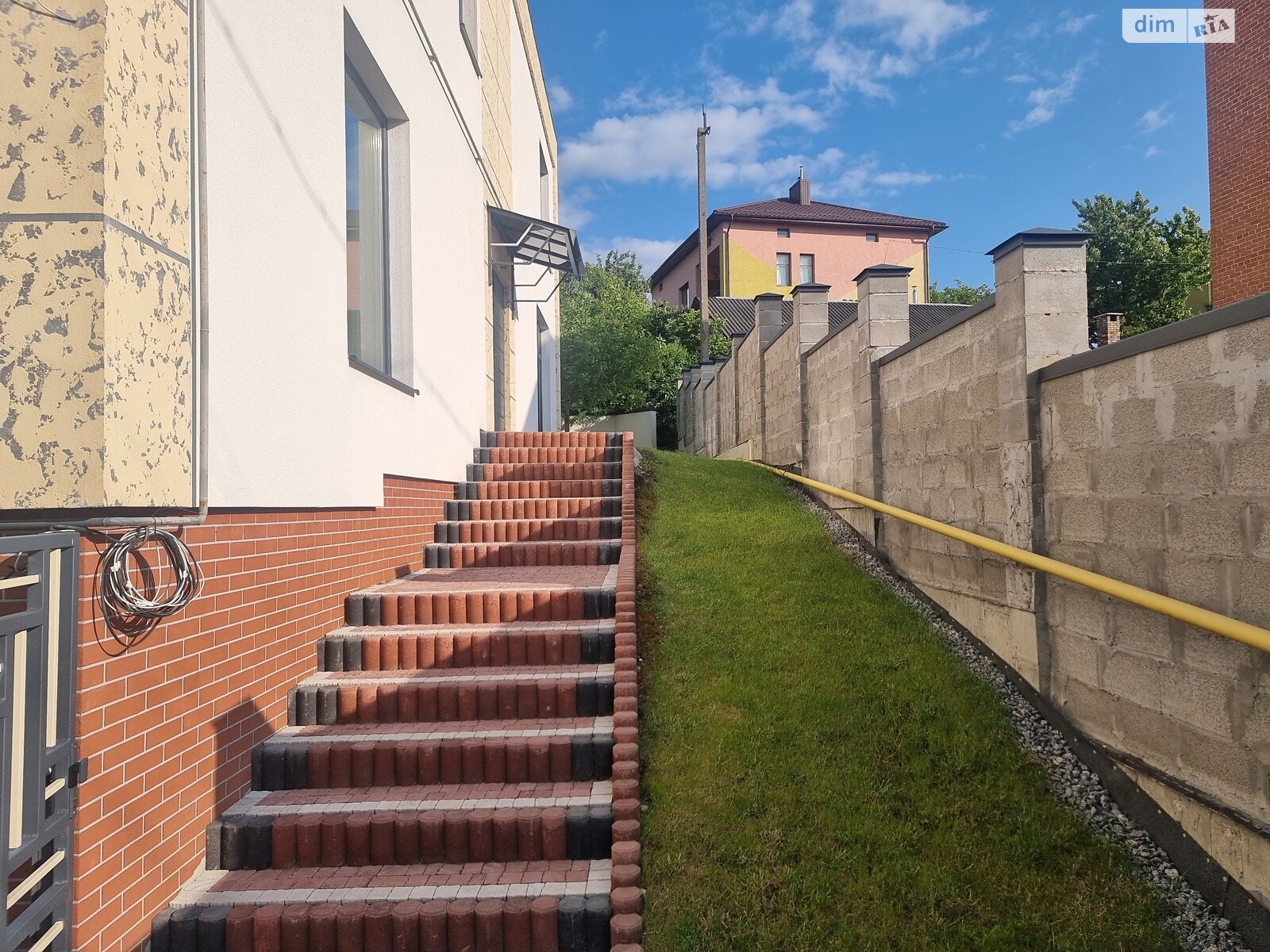 двоповерховий таунхаус, 238.5 кв. м, цегла. Продаж у Сокільниках фото 1 двоповерховий таунхаус, 238.5 кв. м, цегла. Продаж у Сокільниках фото 1