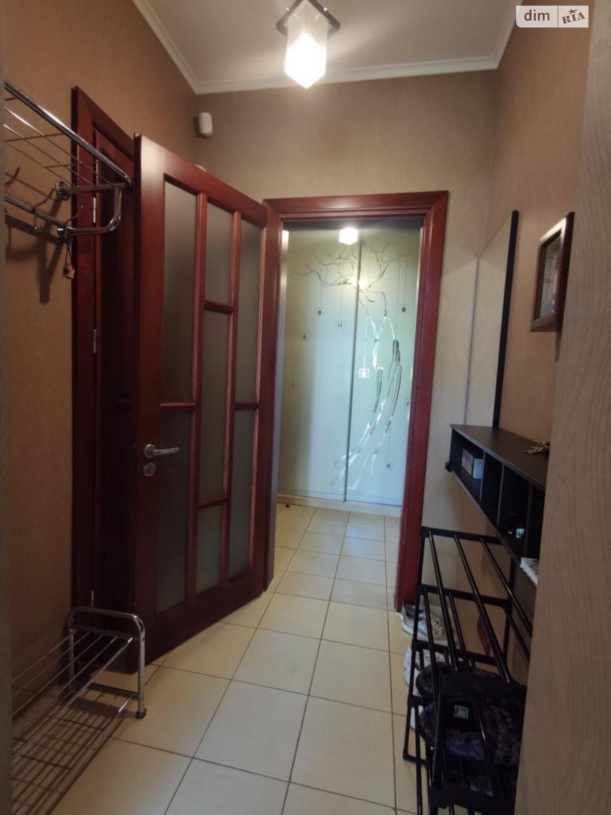 трехэтажный таунхаус, 184 кв. м, кирпич. Продажа в Солонке фото 1 трехэтажный таунхаус, 184 кв. м, кирпич. Продажа в Солонке фото 1
