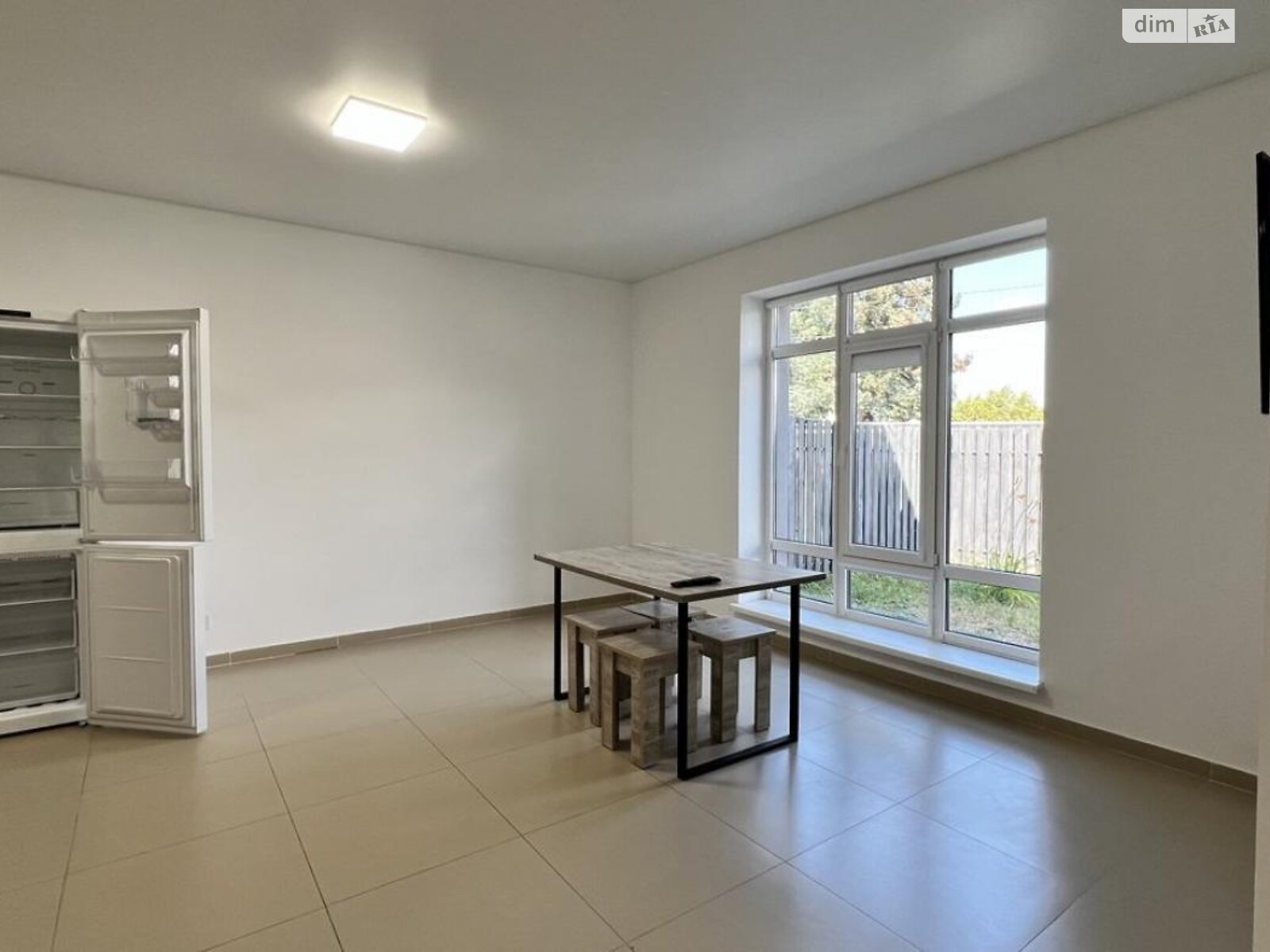 двухэтажный таунхаус, 83.1 кв. м, кирпич. Продажа в Старом Яричове фото 1 двухэтажный таунхаус, 83.1 кв. м, кирпич. Продажа в Старом Яричове фото 1