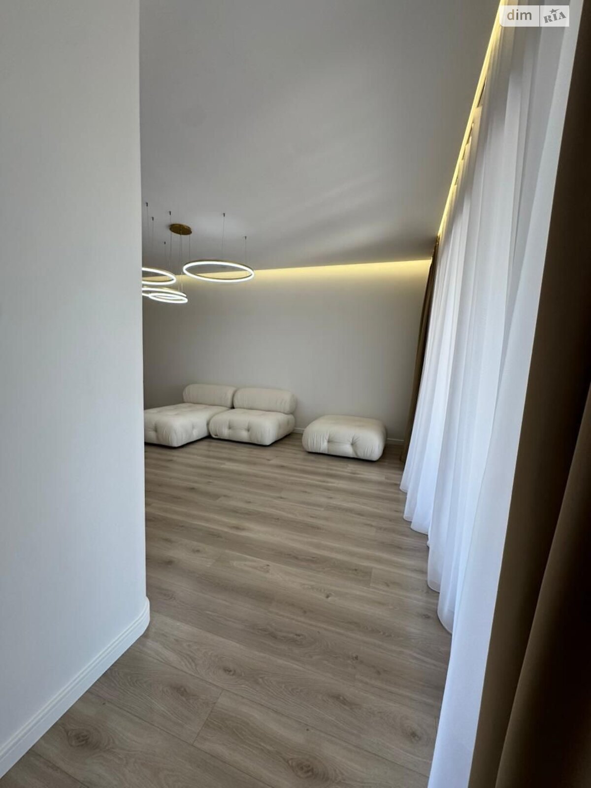 двоповерховий таунхаус, 135 кв. м, цегла. Продаж у Сторожниці фото 1 двоповерховий таунхаус, 135 кв. м, цегла. Продаж у Сторожниці фото 1