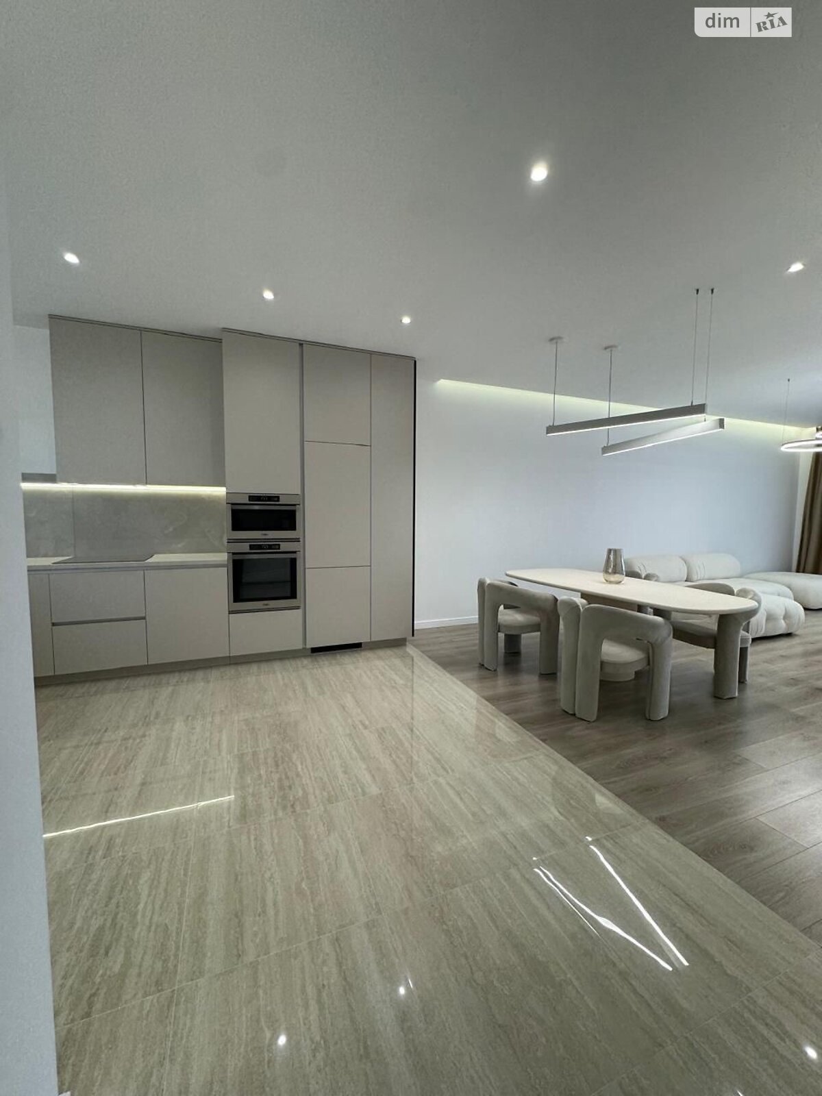 двоповерховий таунхаус, 135 кв. м, цегла. Продаж у Сторожниці фото 1 двоповерховий таунхаус, 135 кв. м, цегла. Продаж у Сторожниці фото 1