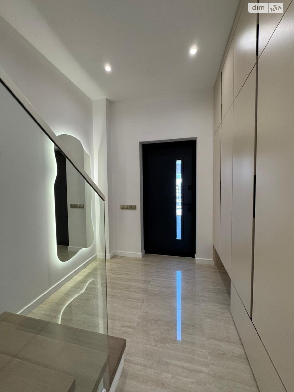 двоповерховий таунхаус, 135 кв. м, цегла. Продаж у Сторожниці фото 1 двоповерховий таунхаус, 135 кв. м, цегла. Продаж у Сторожниці фото 1