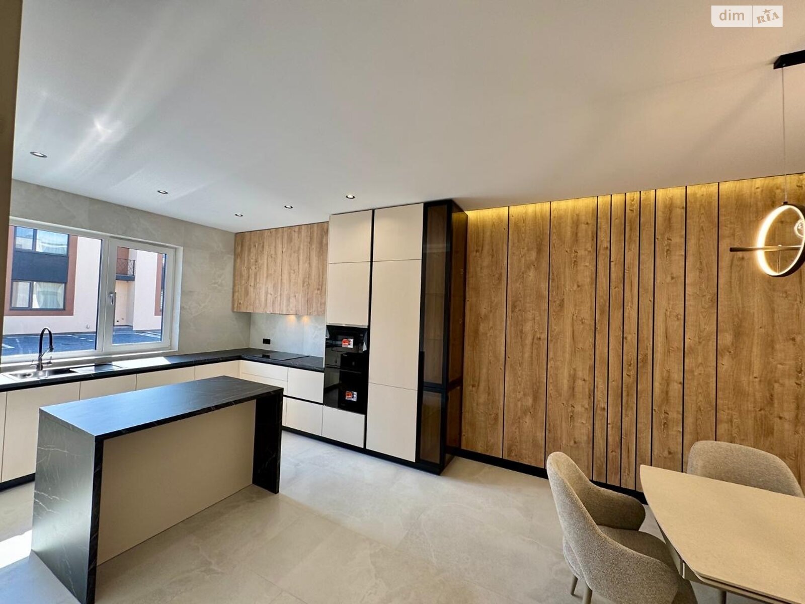 двоповерховий таунхаус, 120 кв. м, цегла. Продаж у Сторожниці фото 1