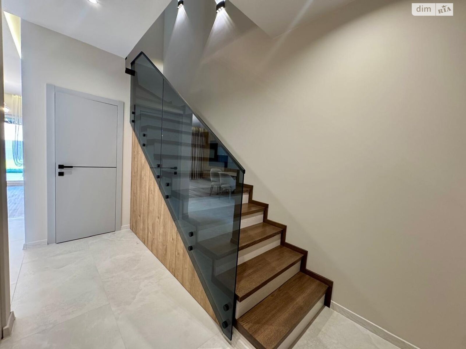 двоповерховий таунхаус, 120 кв. м, цегла. Продаж у Сторожниці фото 1