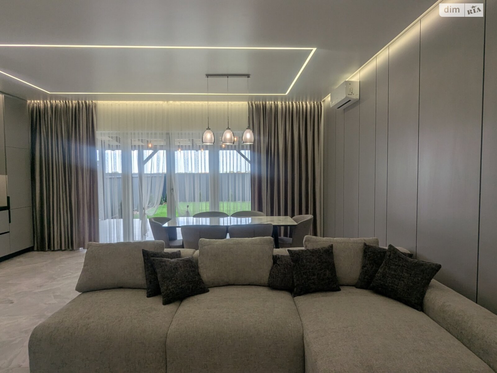 двоповерховий таунхаус, 123 кв. м, цегла. Продаж у Сторожниці фото 1 двоповерховий таунхаус, 123 кв. м, цегла. Продаж у Сторожниці фото 1