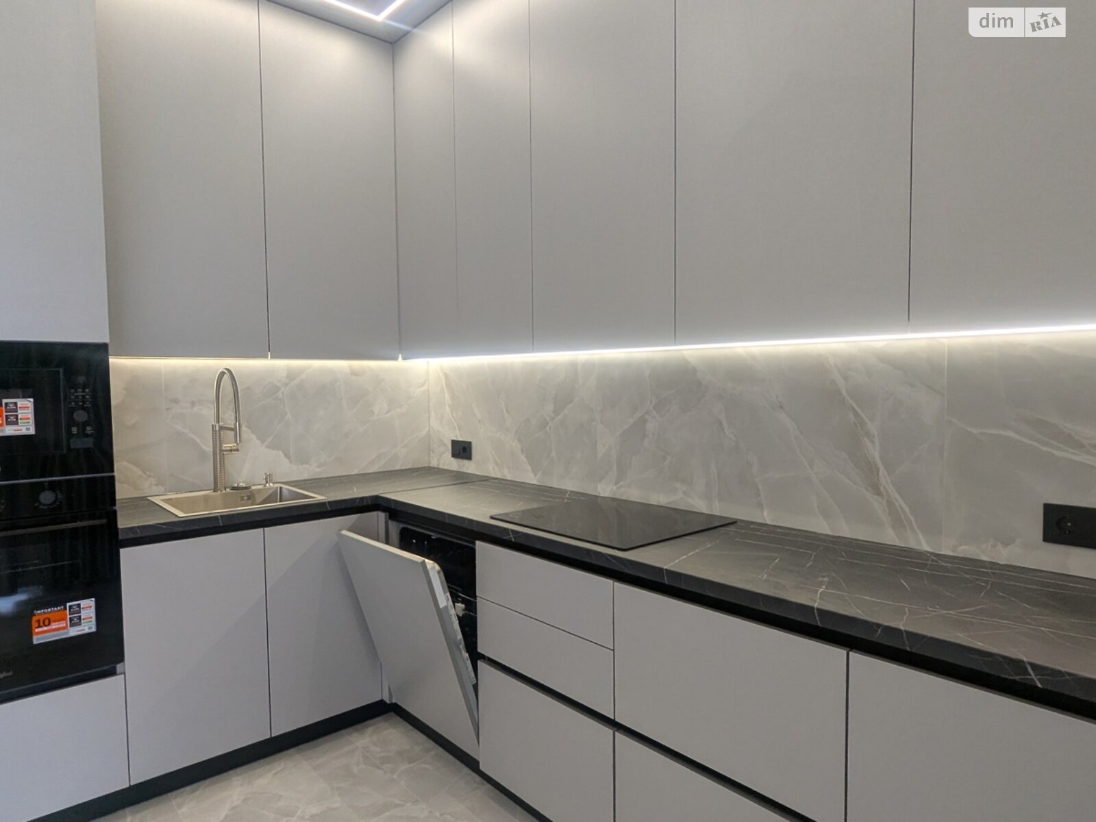 двоповерховий таунхаус, 123 кв. м, цегла. Продаж у Сторожниці фото 1 двоповерховий таунхаус, 123 кв. м, цегла. Продаж у Сторожниці фото 1