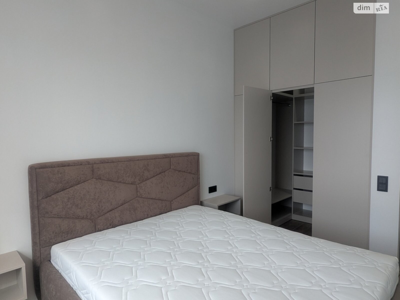 двоповерховий таунхаус, 123 кв. м, цегла. Продаж у Сторожниці фото 1 двоповерховий таунхаус, 123 кв. м, цегла. Продаж у Сторожниці фото 1