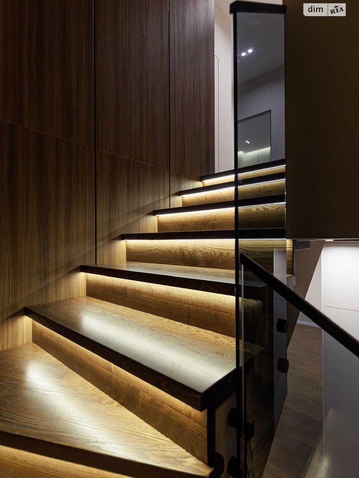 двоповерховий таунхаус, 125 кв. м, цегла. Продаж у Сторожниці фото 1 двоповерховий таунхаус, 125 кв. м, цегла. Продаж у Сторожниці фото 1