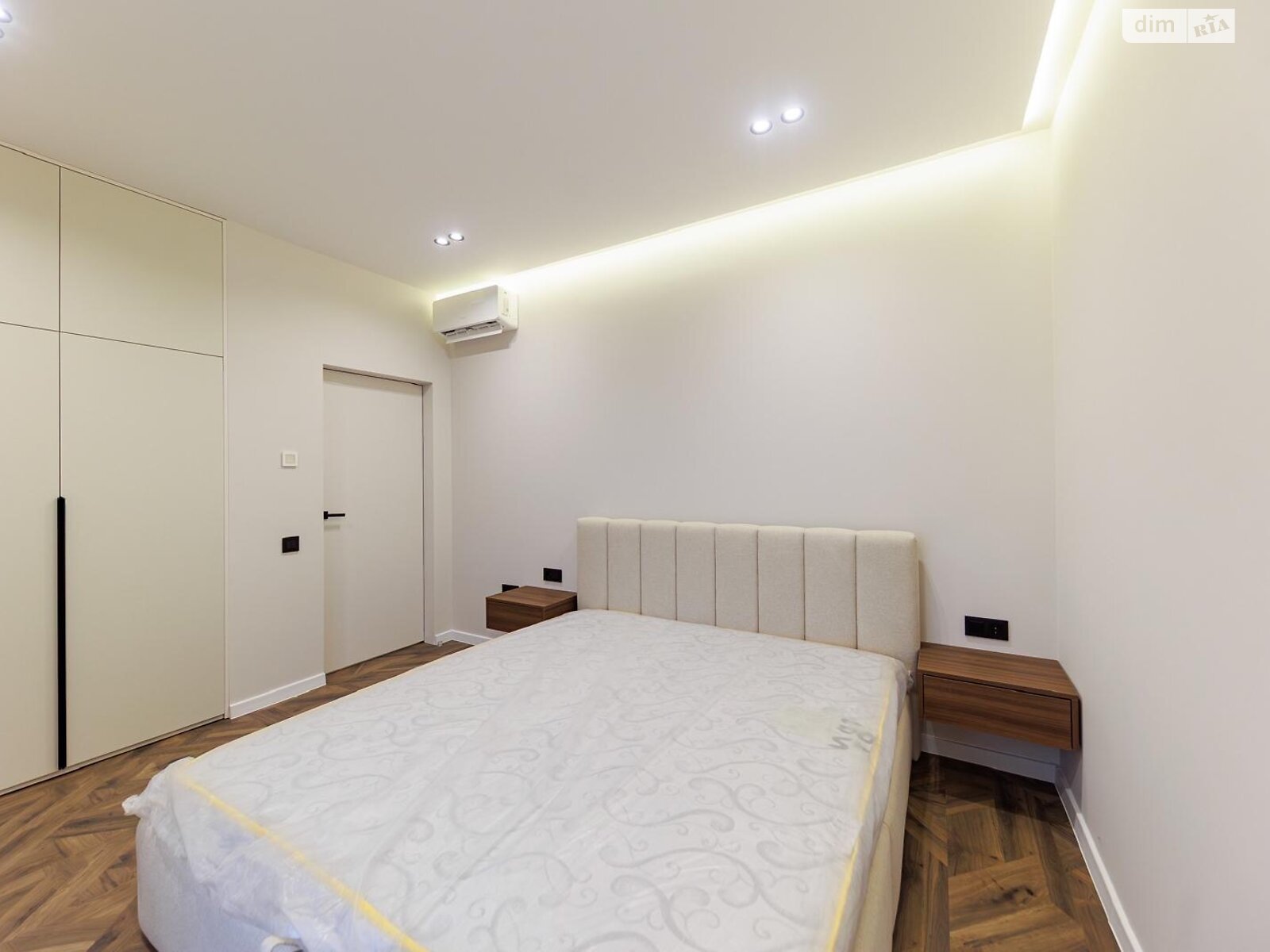 двоповерховий таунхаус, 125 кв. м, цегла. Продаж у Сторожниці фото 1 двоповерховий таунхаус, 125 кв. м, цегла. Продаж у Сторожниці фото 1