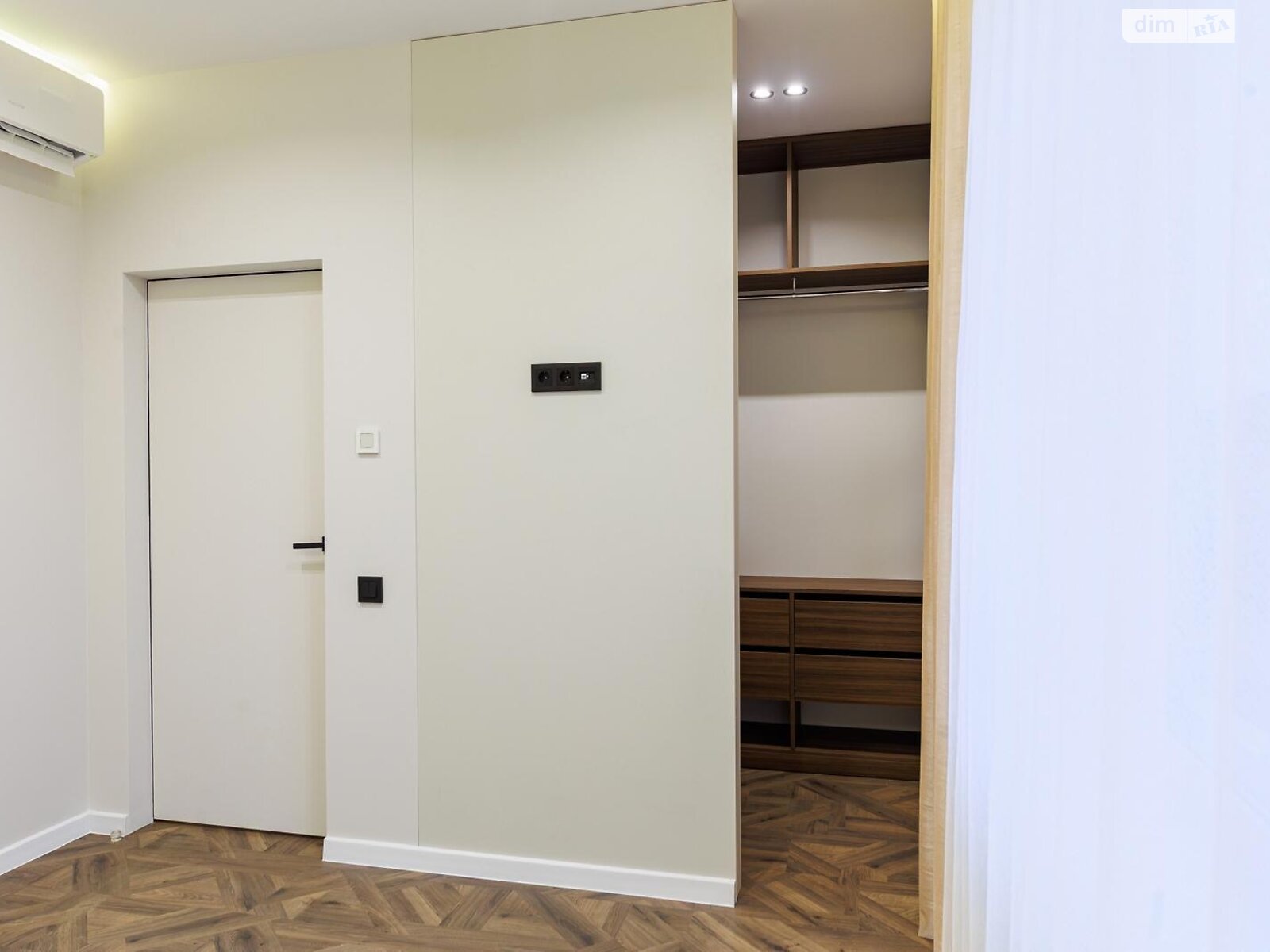 двоповерховий таунхаус, 125 кв. м, цегла. Продаж у Сторожниці фото 1 двоповерховий таунхаус, 125 кв. м, цегла. Продаж у Сторожниці фото 1