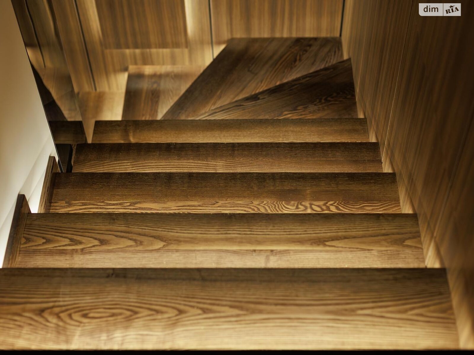 двоповерховий таунхаус, 125 кв. м, цегла. Продаж у Сторожниці фото 1 двоповерховий таунхаус, 125 кв. м, цегла. Продаж у Сторожниці фото 1