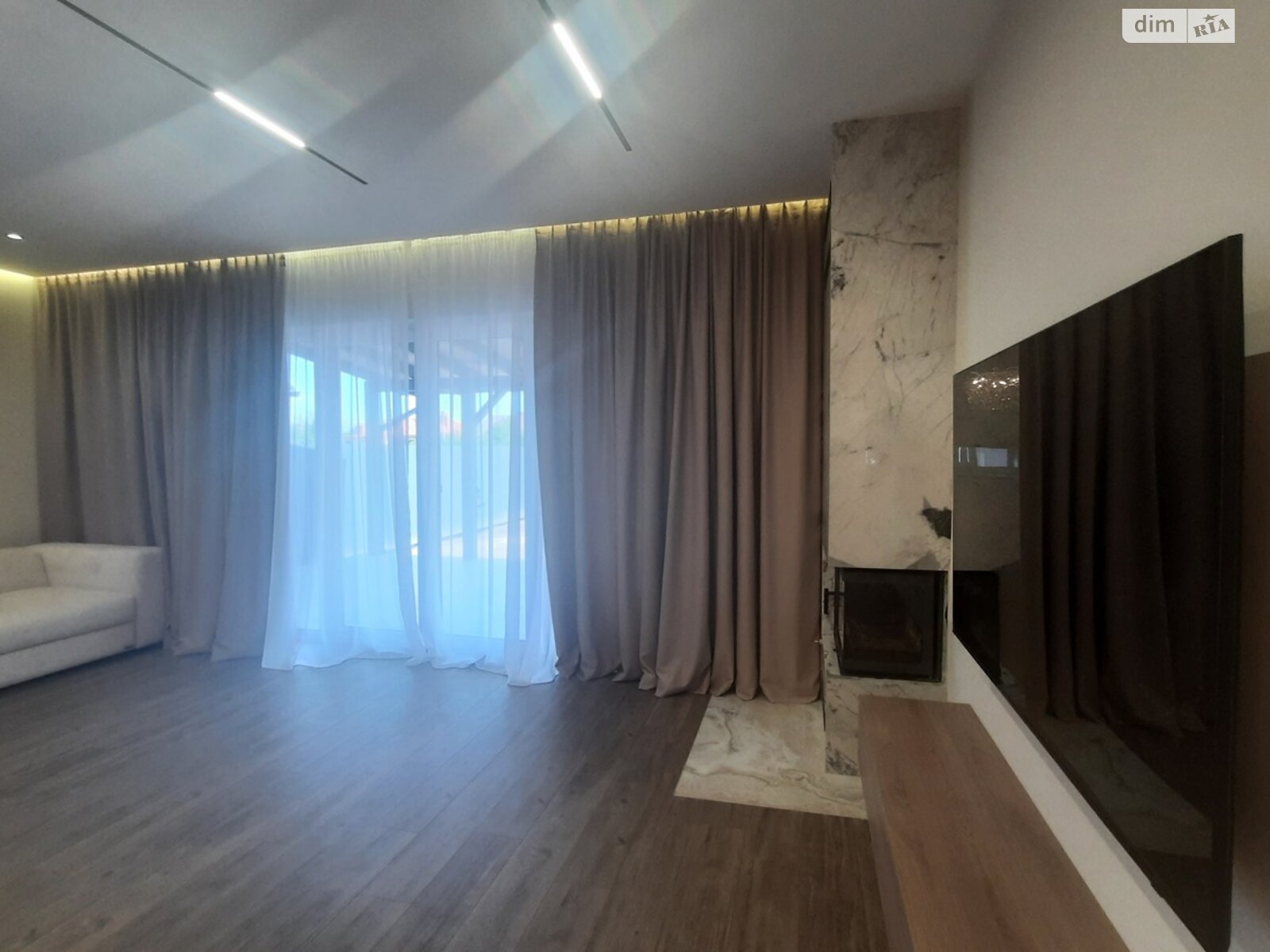 двоповерховий таунхаус, 144.3 кв. м, цегла. Продаж у Сторожниці фото 1 двоповерховий таунхаус, 144.3 кв. м, цегла. Продаж у Сторожниці фото 1
