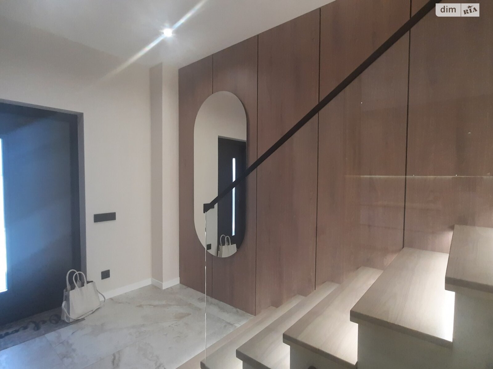 двоповерховий таунхаус, 144.3 кв. м, цегла. Продаж у Сторожниці фото 1 двоповерховий таунхаус, 144.3 кв. м, цегла. Продаж у Сторожниці фото 1