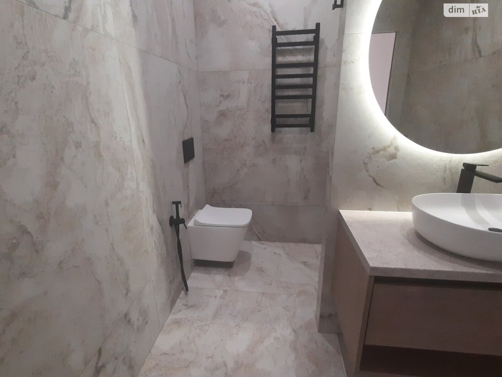 двоповерховий таунхаус, 144.3 кв. м, цегла. Продаж у Сторожниці фото 1 двоповерховий таунхаус, 144.3 кв. м, цегла. Продаж у Сторожниці фото 1