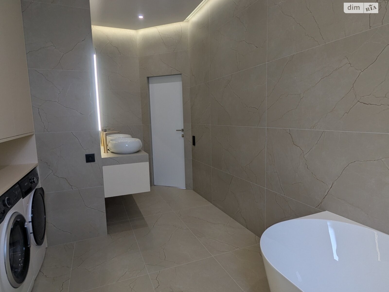 двоповерховий таунхаус, 123 кв. м, цегла. Продаж у Сторожниці фото 1 двоповерховий таунхаус, 123 кв. м, цегла. Продаж у Сторожниці фото 1