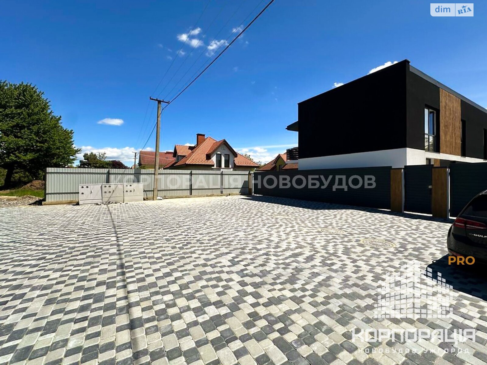 двухэтажный таунхаус, 114 кв. м, кирпич. Продажа в Сторожнице фото 1 двухэтажный таунхаус, 114 кв. м, кирпич. Продажа в Сторожнице фото 1