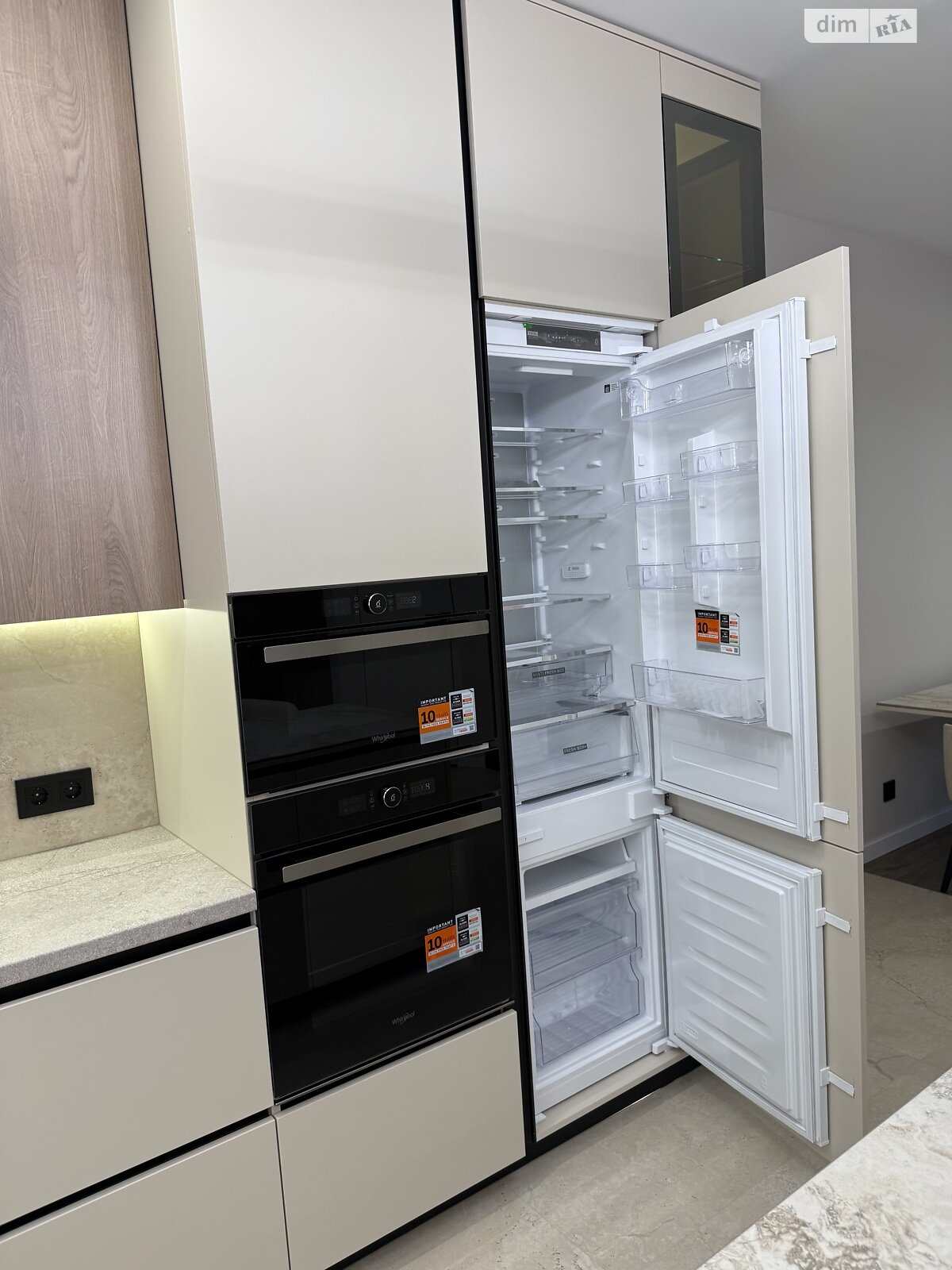 двухэтажный таунхаус, 122 кв. м, кирпич. Продажа в Сторожнице фото 1 двухэтажный таунхаус, 122 кв. м, кирпич. Продажа в Сторожнице фото 1