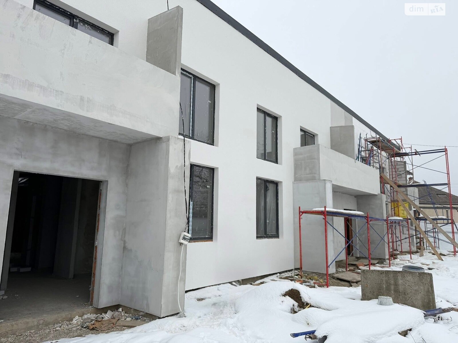 двухэтажный таунхаус, 115 кв. м, кирпич. Продажа в Сторожнице фото 1