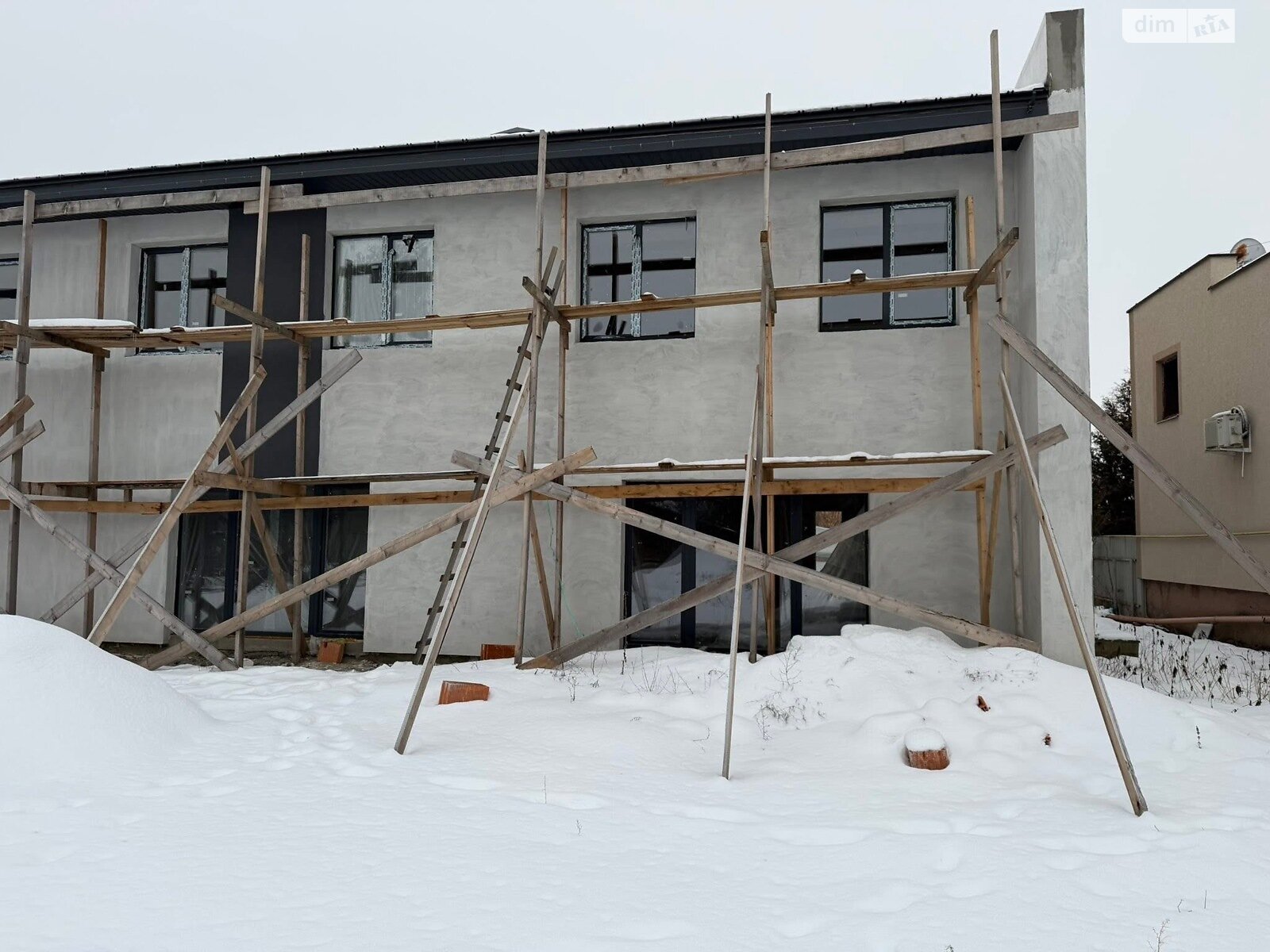 двухэтажный таунхаус, 115 кв. м, кирпич. Продажа в Сторожнице фото 1