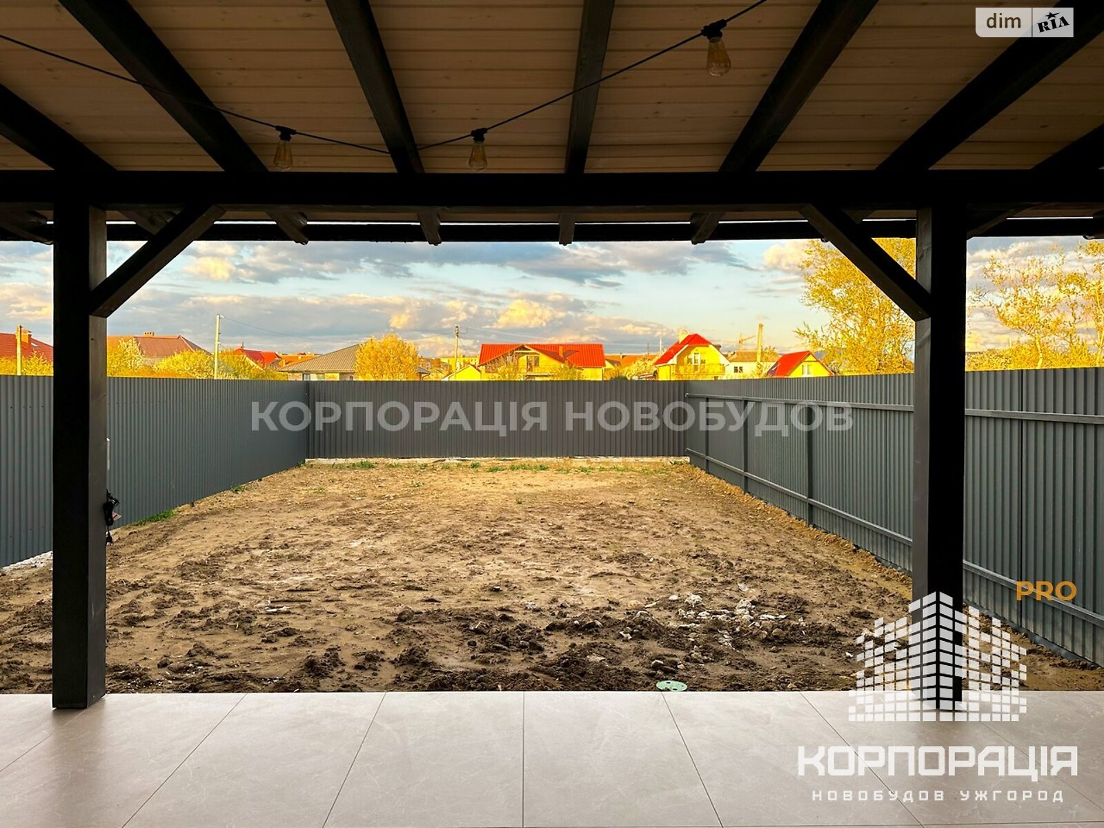 двухэтажный таунхаус, 145 кв. м, кирпич. Продажа в Сторожнице фото 1 двухэтажный таунхаус, 145 кв. м, кирпич. Продажа в Сторожнице фото 1