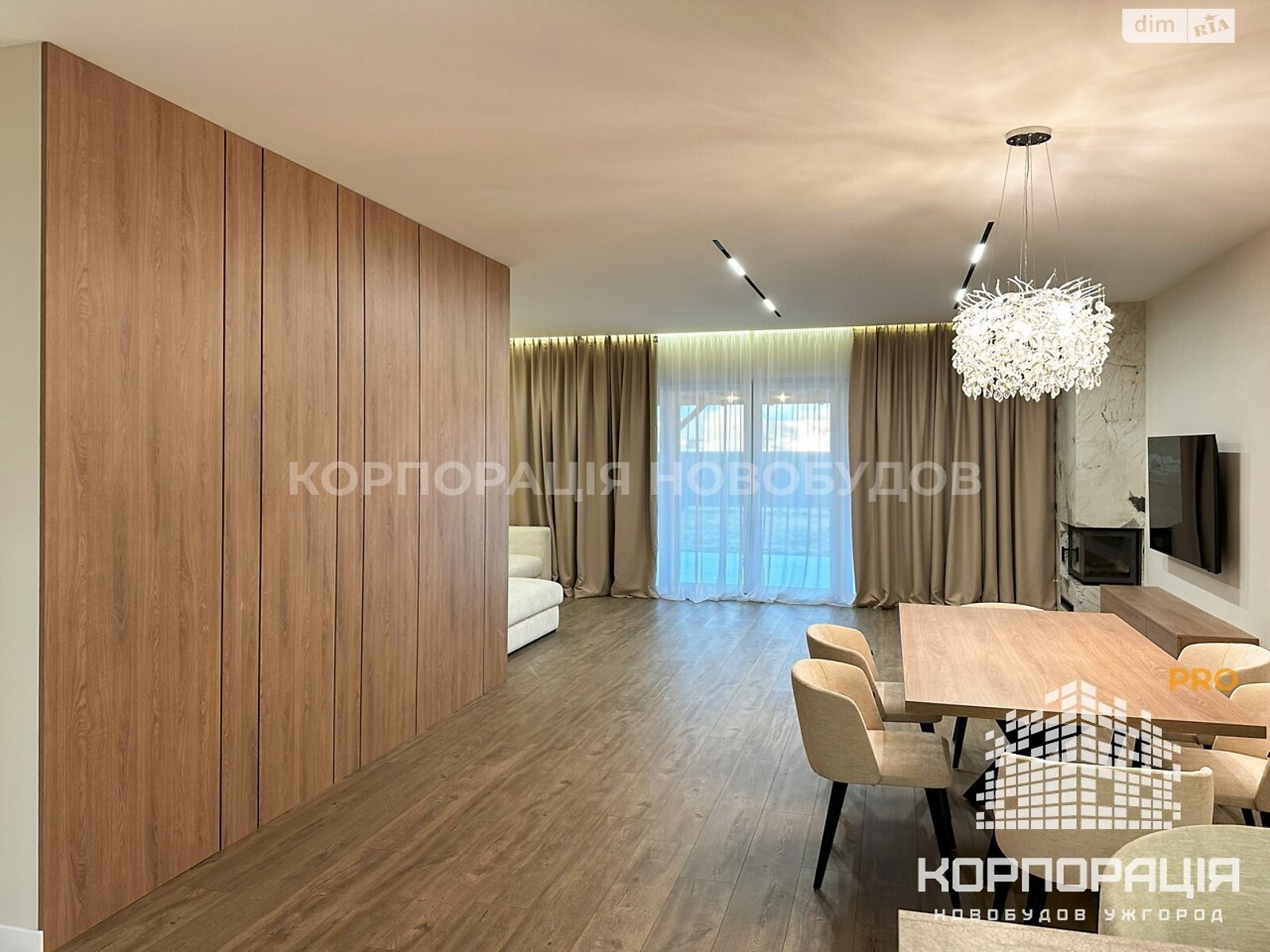 двухэтажный таунхаус, 145 кв. м, кирпич. Продажа в Сторожнице фото 1 двухэтажный таунхаус, 145 кв. м, кирпич. Продажа в Сторожнице фото 1