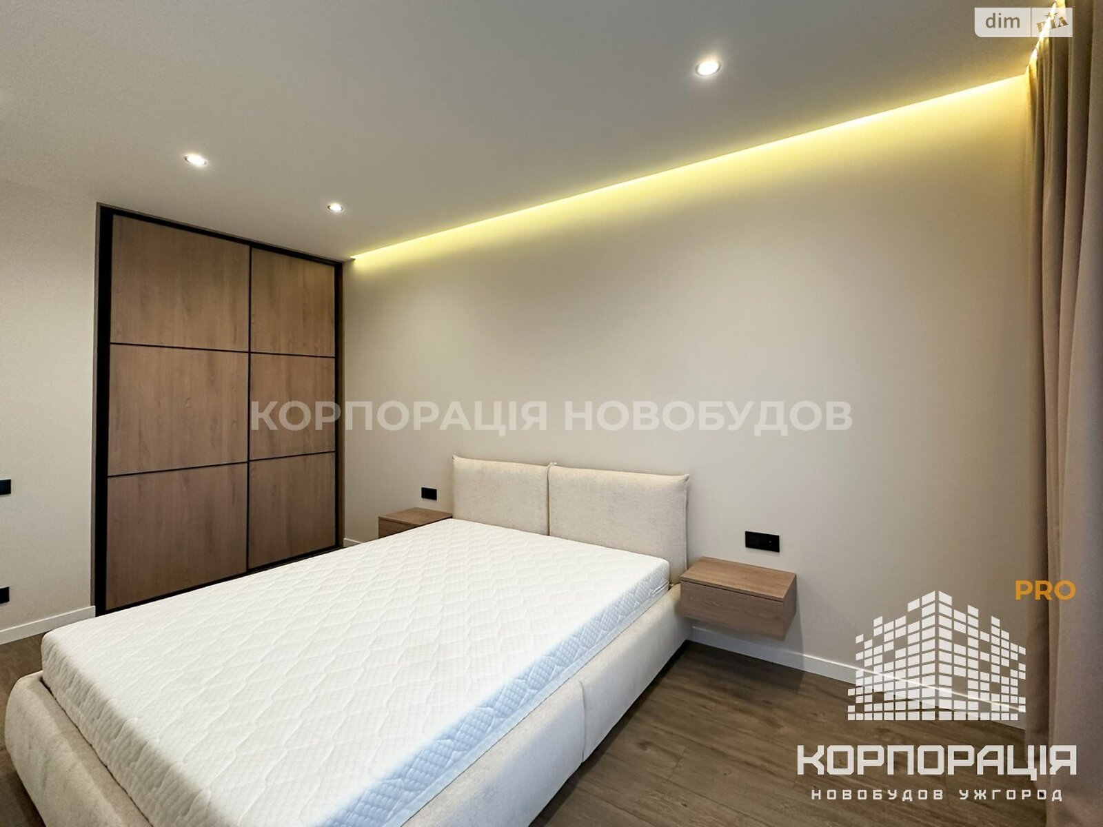 двухэтажный таунхаус, 145 кв. м, кирпич. Продажа в Сторожнице фото 1 двухэтажный таунхаус, 145 кв. м, кирпич. Продажа в Сторожнице фото 1