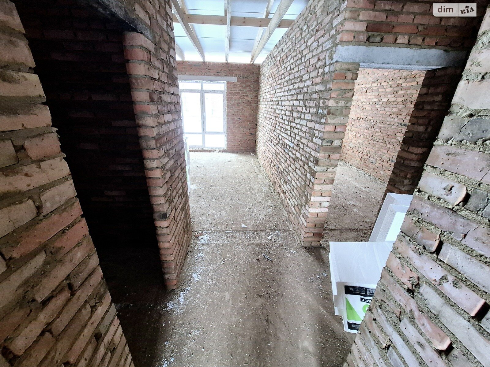 одноэтажный таунхаус, 70 кв. м, кирпич. Продажа в Стрижавке фото 1