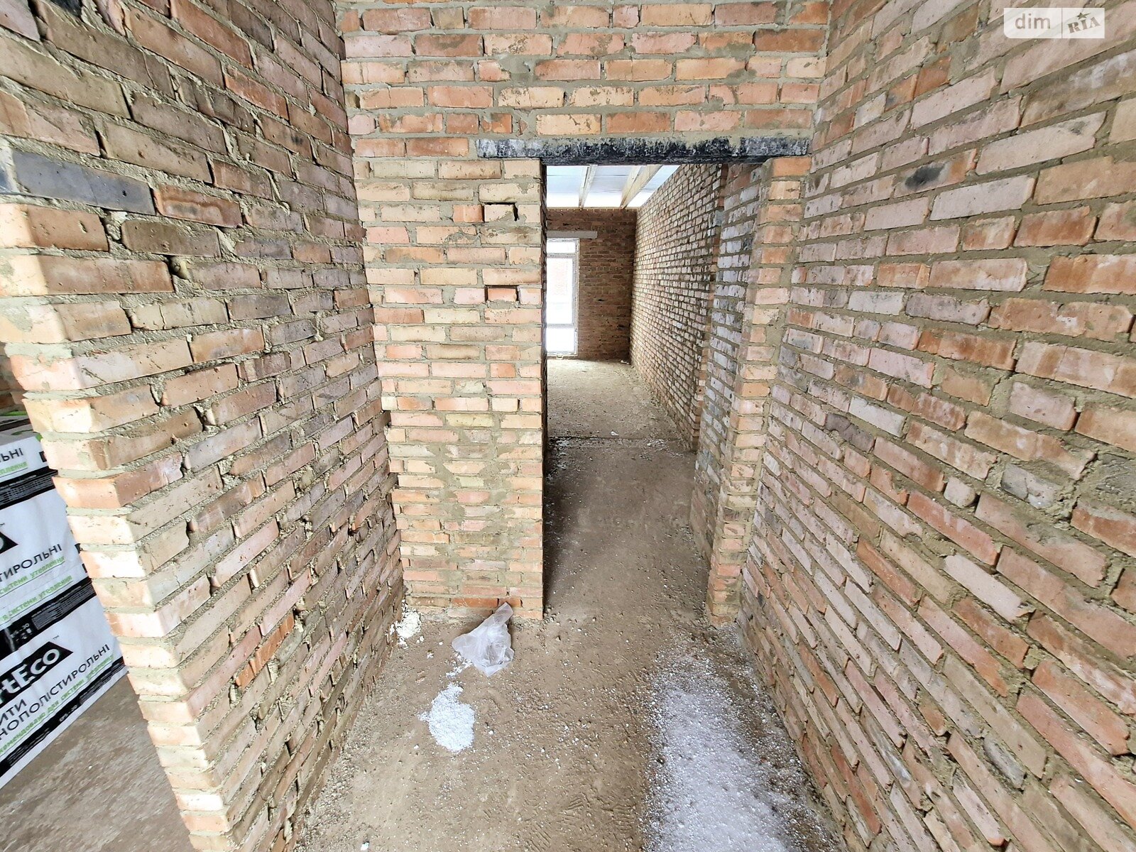 одноэтажный таунхаус, 70 кв. м, кирпич. Продажа в Стрижавке фото 1