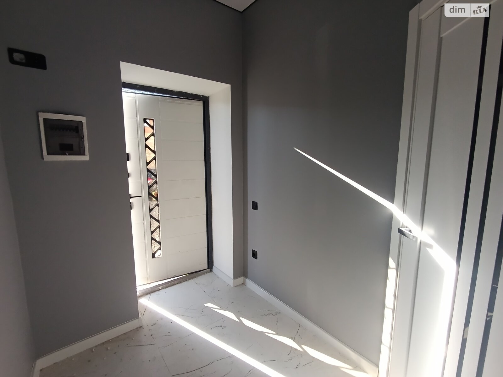 двухэтажный таунхаус, 70 кв. м, кирпич. Продажа в Стрижавке фото 1 двухэтажный таунхаус, 70 кв. м, кирпич. Продажа в Стрижавке фото 1