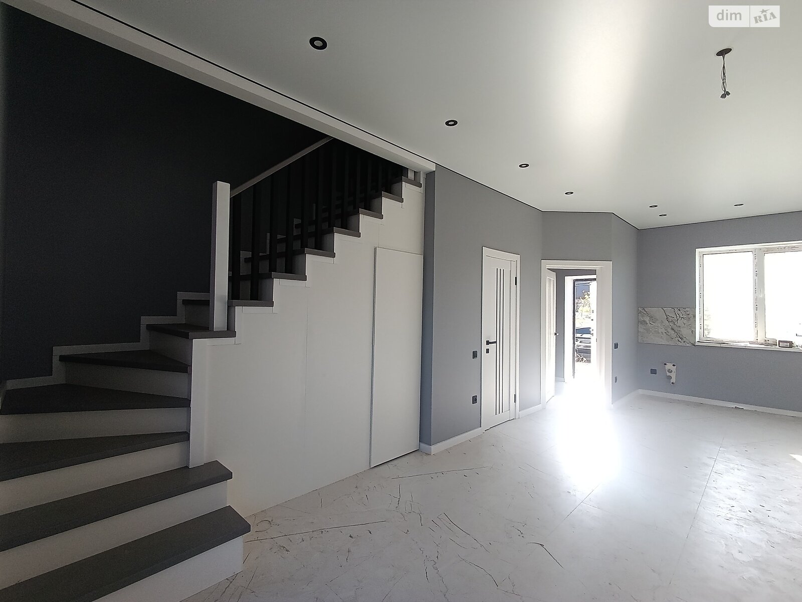 двухэтажный таунхаус, 70 кв. м, кирпич. Продажа в Стрижавке фото 1 двухэтажный таунхаус, 70 кв. м, кирпич. Продажа в Стрижавке фото 1