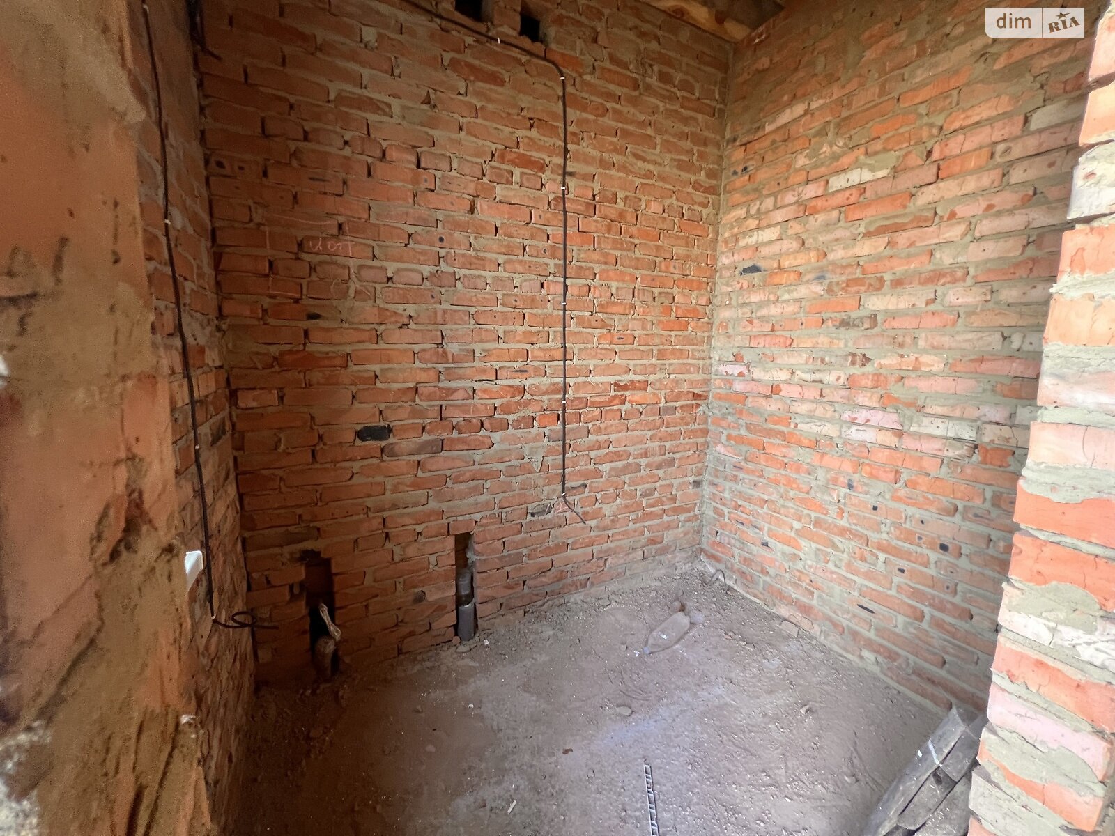 одноповерховий таунхаус, 80 кв. м, кирпич. Продаж у Стрижавці фото 1