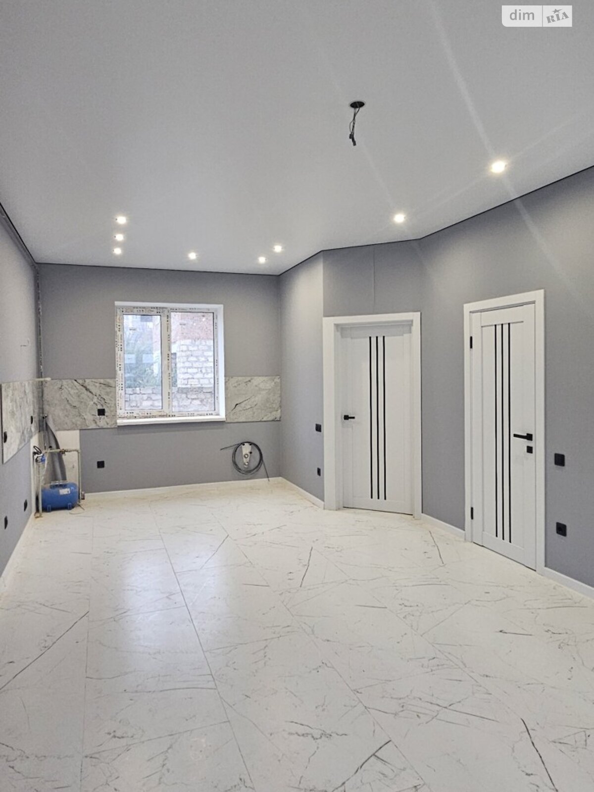 двухэтажный таунхаус, 70 кв. м, кирпич. Продажа в Стрижавке фото 1