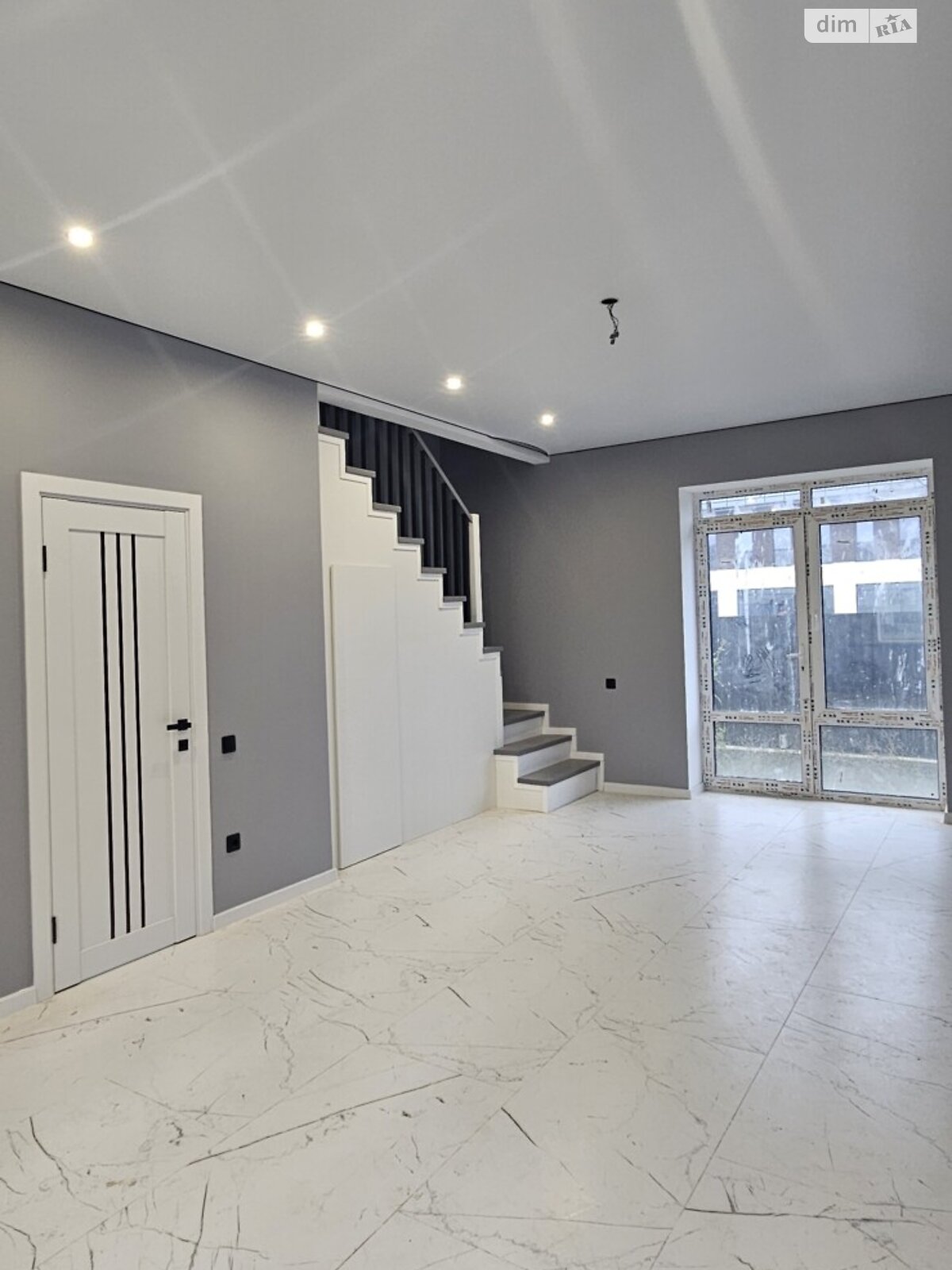 двухэтажный таунхаус, 70 кв. м, кирпич. Продажа в Стрижавке фото 1