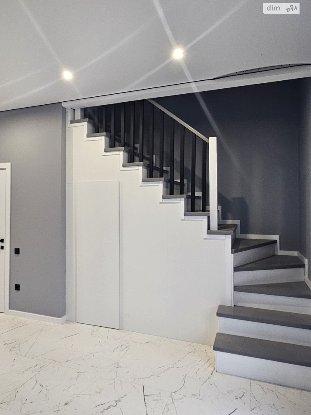 двухэтажный таунхаус, 70 кв. м, кирпич. Продажа в Стрижавке фото 1