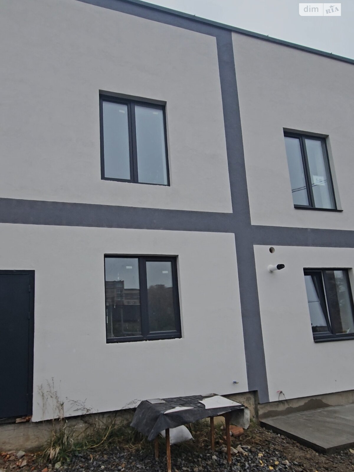 двухэтажный таунхаус, 70 кв. м, кирпич. Продажа в Стрижавке фото 1