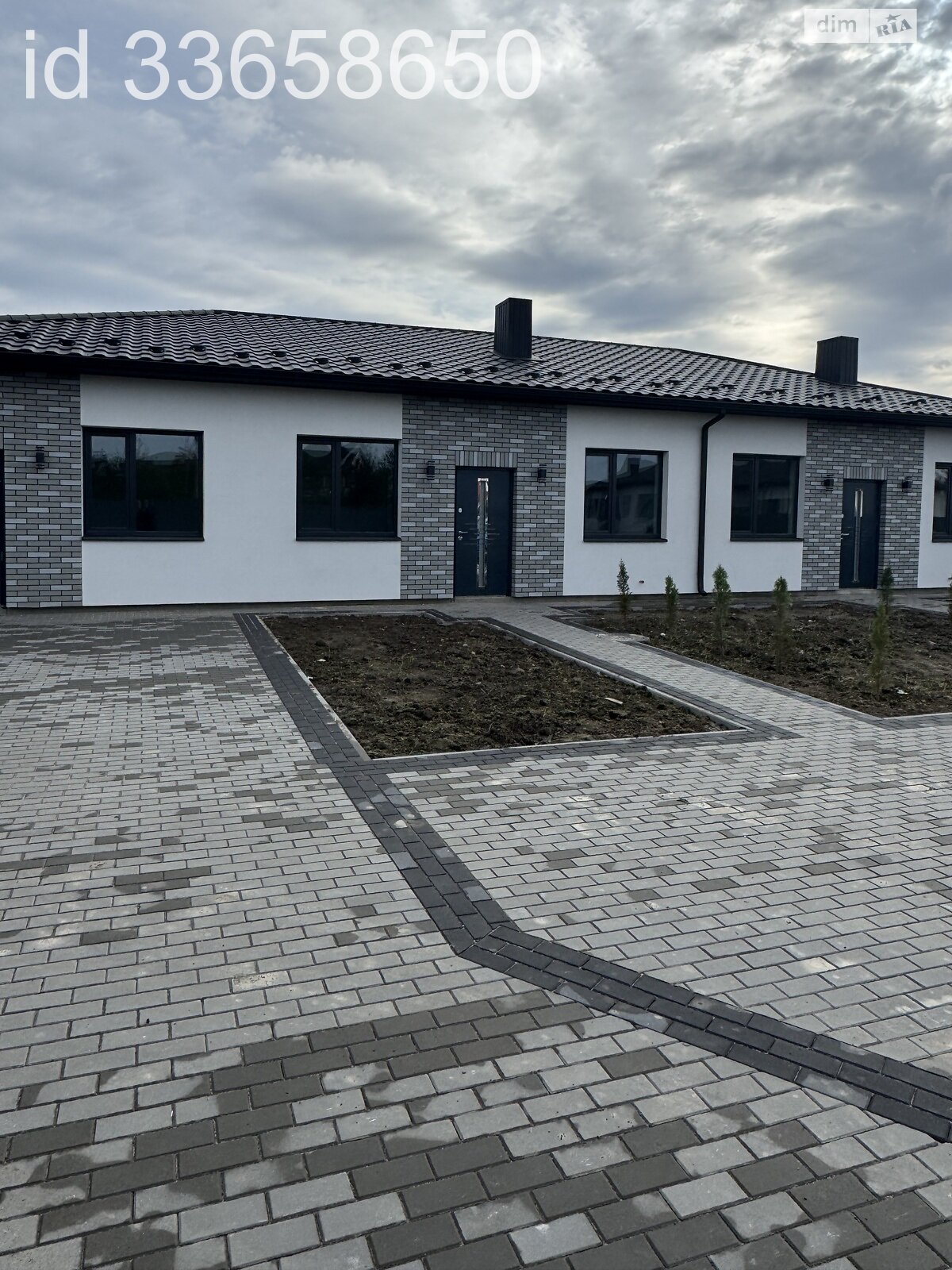 одноповерховий таунхаус, 63.75 кв. м, цегла. Продаж у Струмівці фото 1