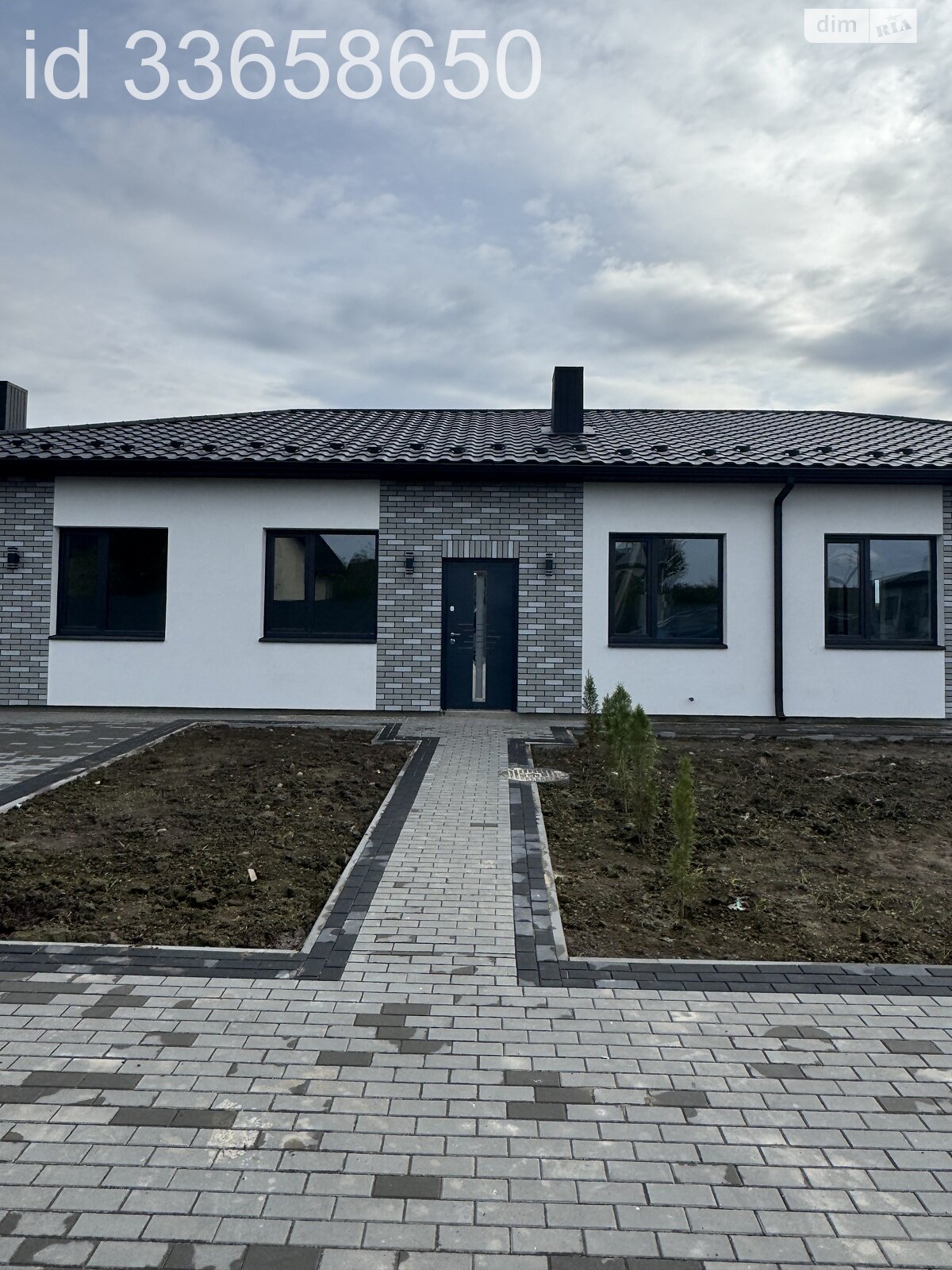 одноповерховий таунхаус, 63.75 кв. м, цегла. Продаж у Струмівці фото 1