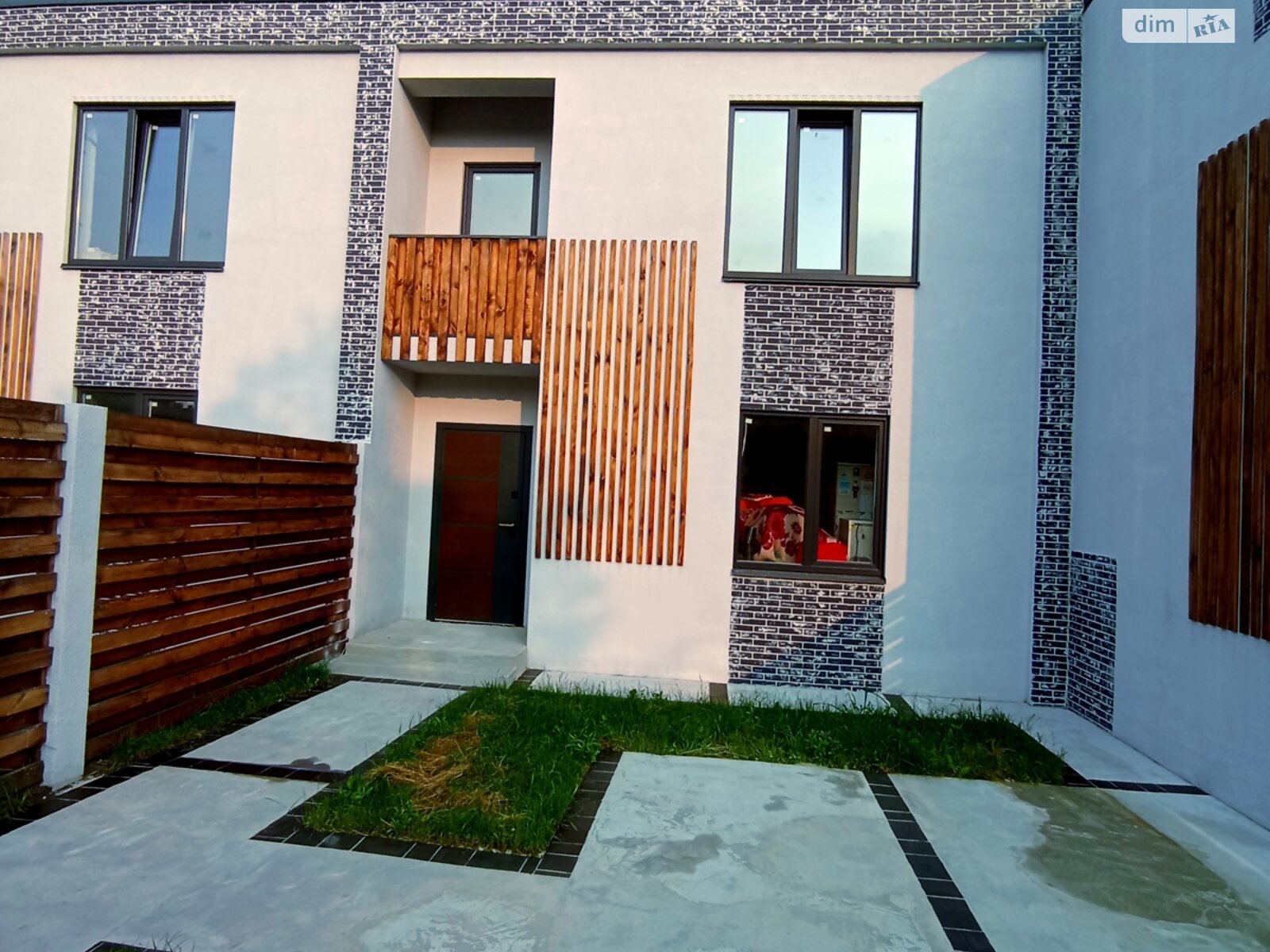 двоповерховий таунхаус, 107 кв. м, цегла. Продаж в Сумах, район Ковпаковський фото 1 двоповерховий таунхаус, 107 кв. м, цегла. Продаж в Сумах, район Ковпаковський фото 1
